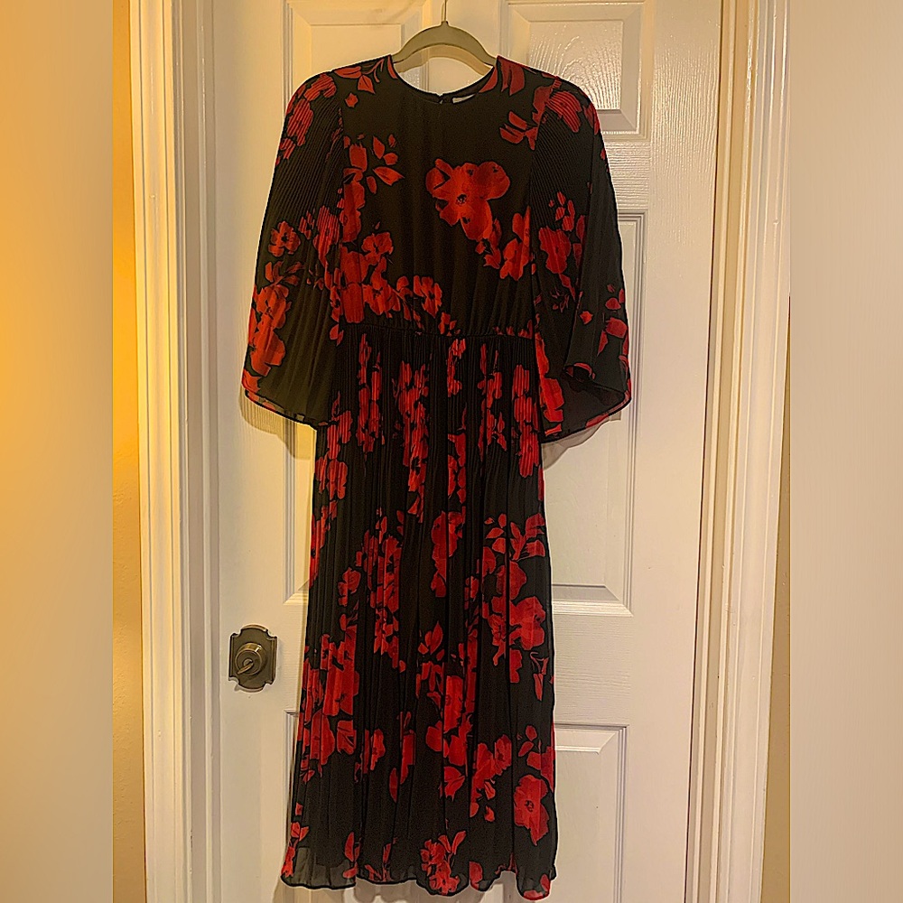 Midi pleated dress
